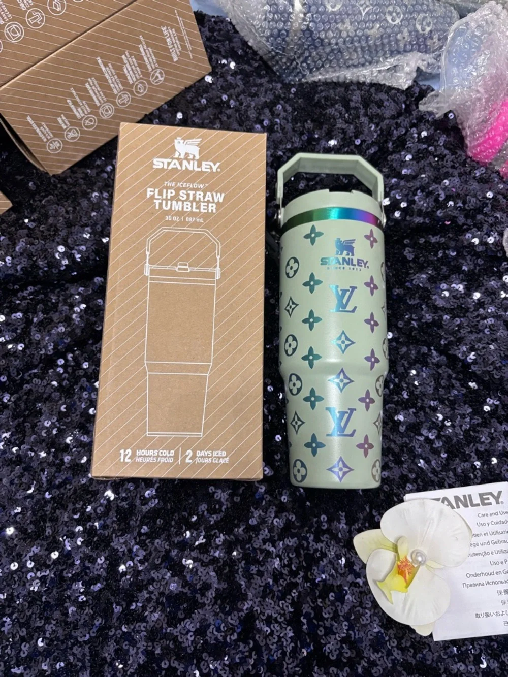 Bundle - Picture 5 of 7